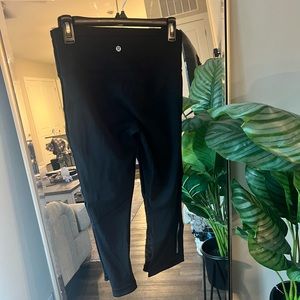 Lululemon Hit It 7/8 Cropped Leggings Size 6